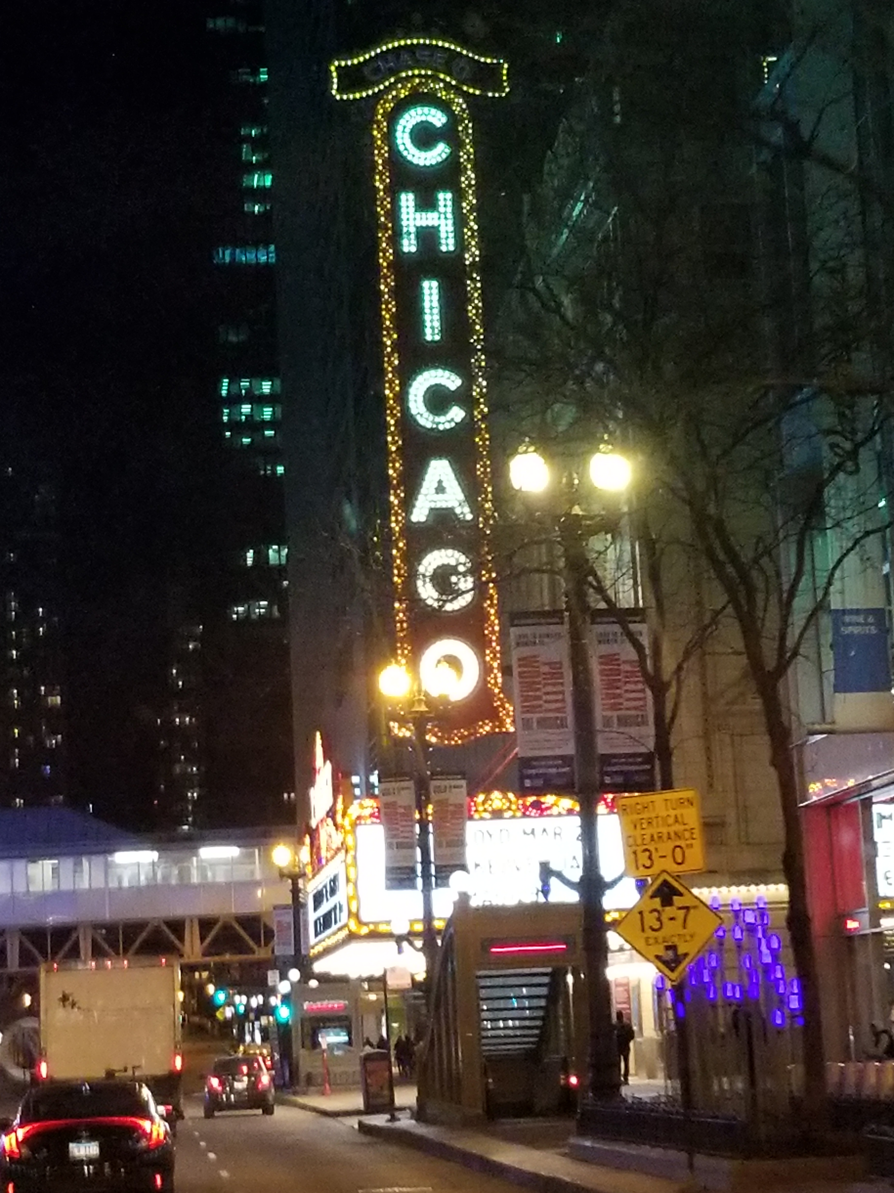  Chicago Theater 